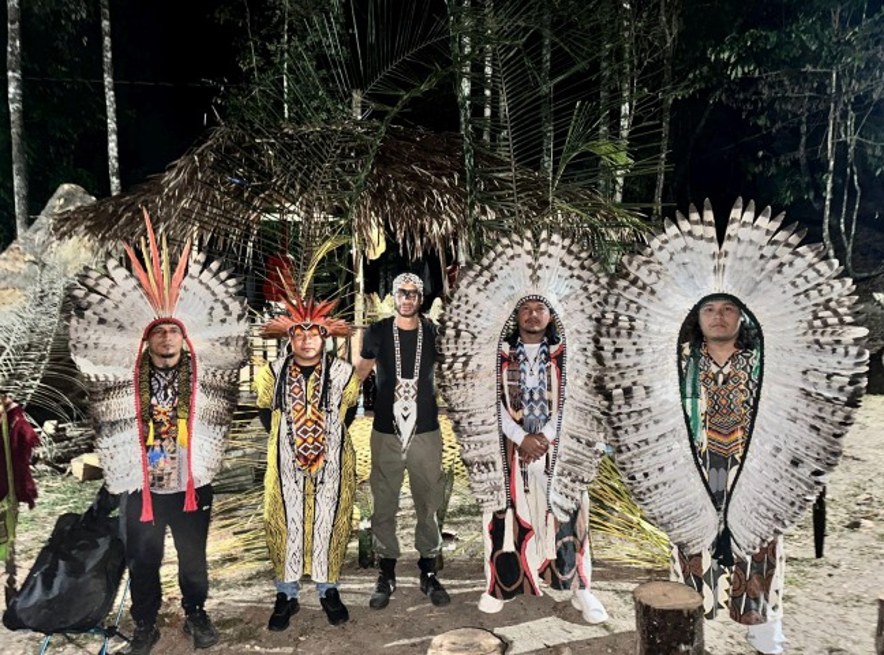 Zeremonie im Amazonas-Regenwald